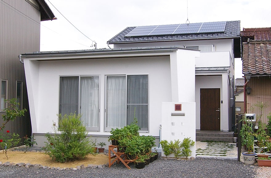 大垣市D様邸「光と風と眺望を愉しむ自然素材の狭小住宅」